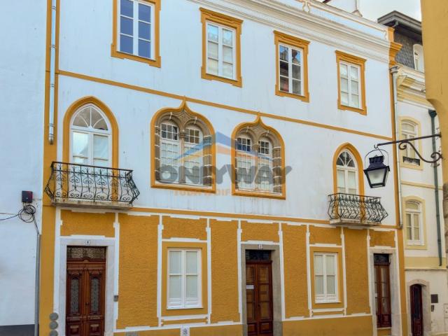 Apartamento venda em São Mamede