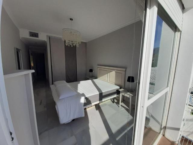 Ático en alquiler en Nueva Andalucía, Costa del Sol Occidental
