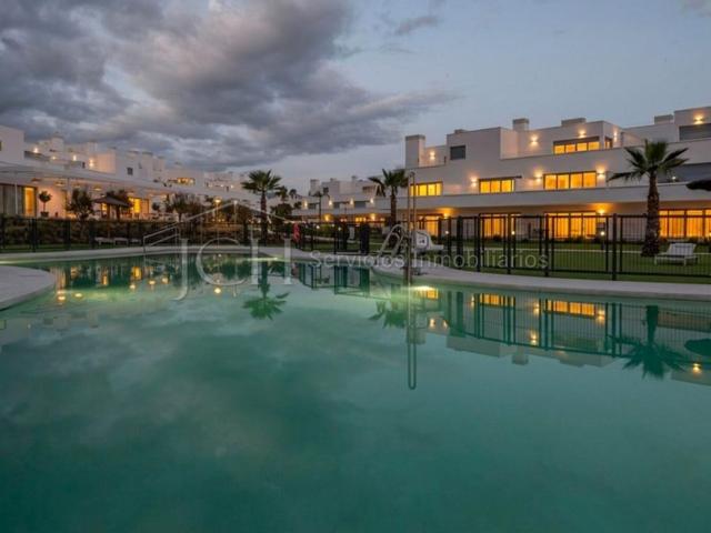 Ático en alquiler en Bel-Air, Costa del Sol Occidental