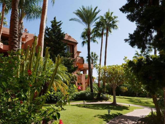 Ático en alquiler en Marbella, El Vicario