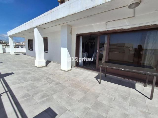 Ático en venta en Barriada Islas Canarias, Costa del Sol Occidental
