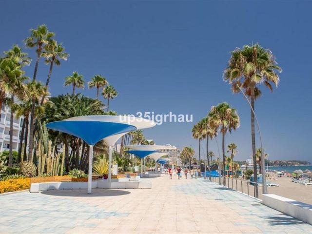Ático en venta en Barriada Islas Canarias, Costa del Sol Occidental