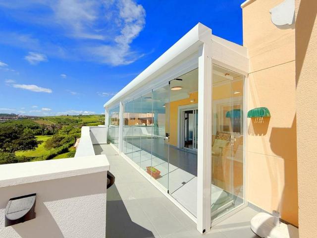 Ático en venta en Marina de Casares, Costa del Sol Occidental