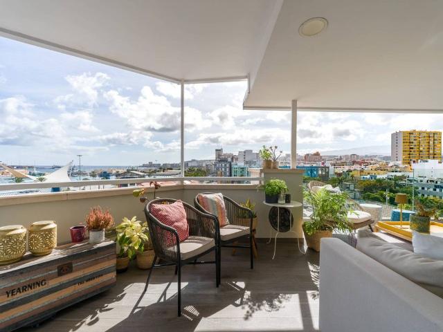 Ático en venta en Santa Catalina-Canteras, Gran Canaria