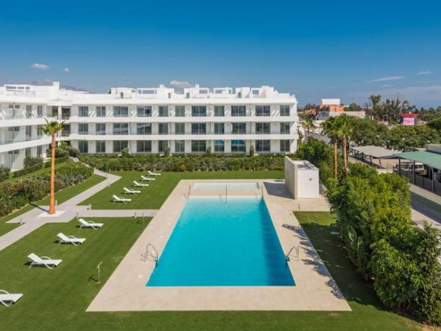 Ático en alquiler en Barriada Islas Canarias, Costa del Sol Occidental