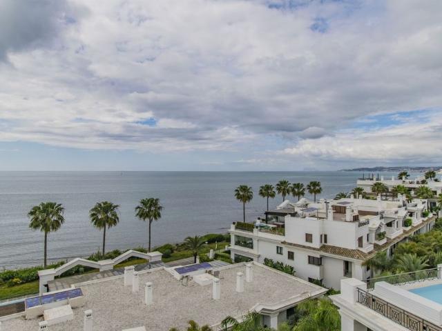 Ático en venta en Barriada Islas Canarias, Costa del Sol Occidental