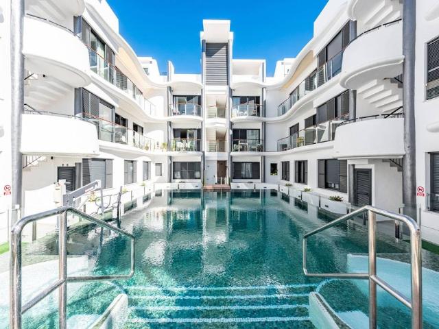 Ático en venta en Barriada Islas Canarias, Costa del Sol Occidental