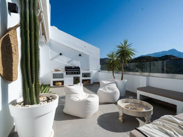 Ático en venta en Benahavís, Málaga