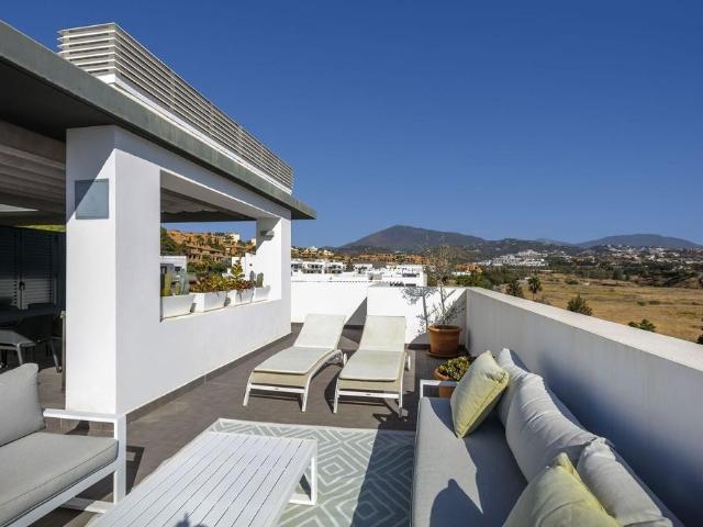 Ático en venta en Urbanización Márquez de Atalaya, Costa del Sol Occidental