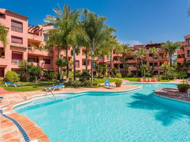 Ático en alquiler en Marbella, Elviria