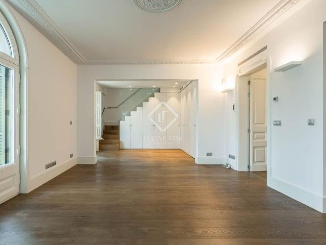 Ático en venta en Barcelona