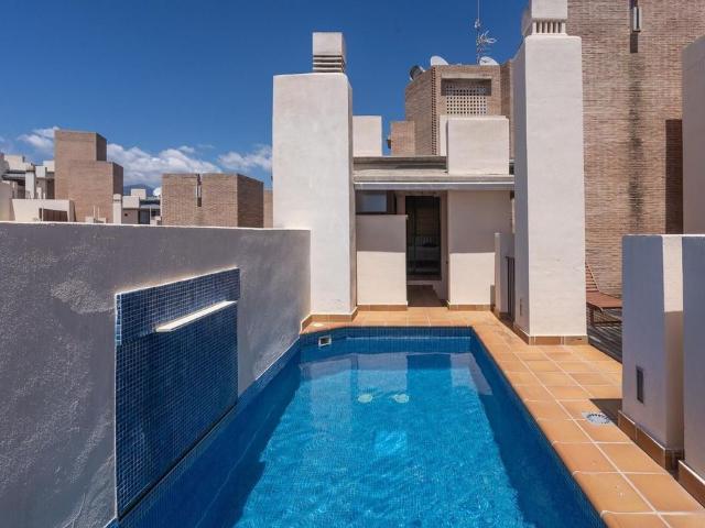 Ático en venta en Barriada Islas Canarias, Costa del Sol Occidental