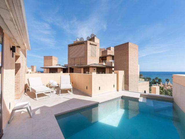 Ático en venta en Barriada Islas Canarias, Costa del Sol Occidental