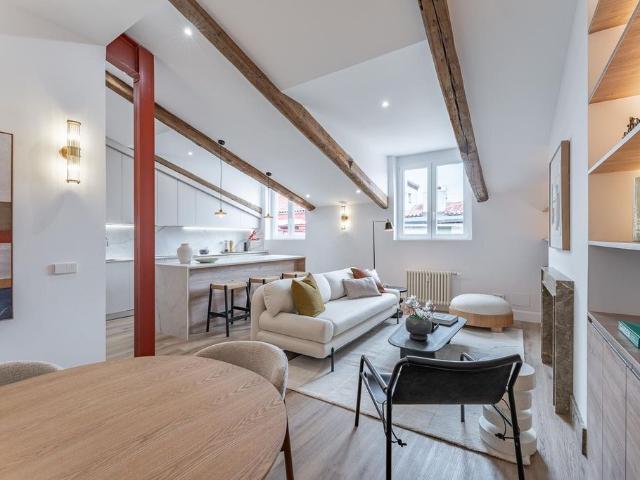 Ático en venta en Medina-sidonia, Madrid