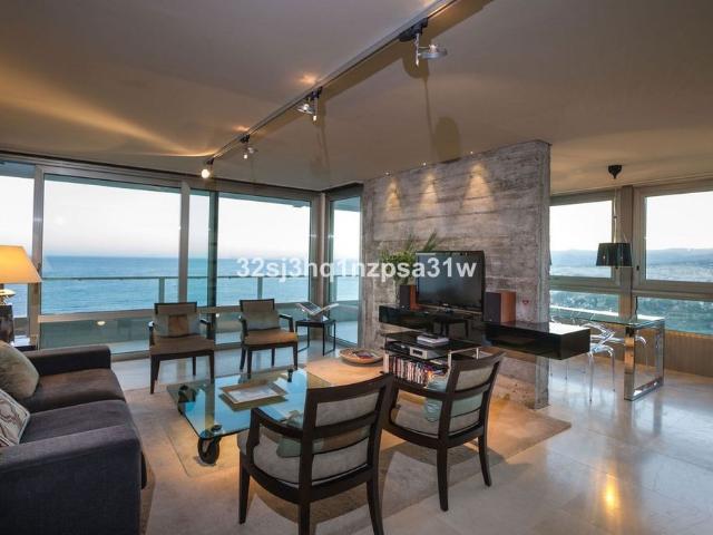 Ático en venta en El Vicario, Marbella