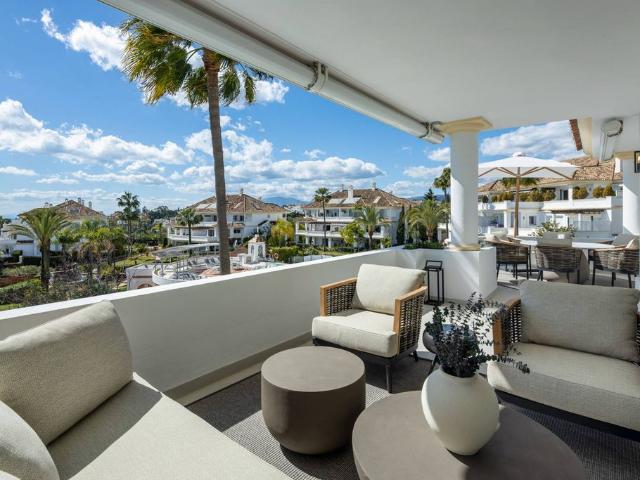 Ático en venta en El Vicario, Costa del Sol Occidental