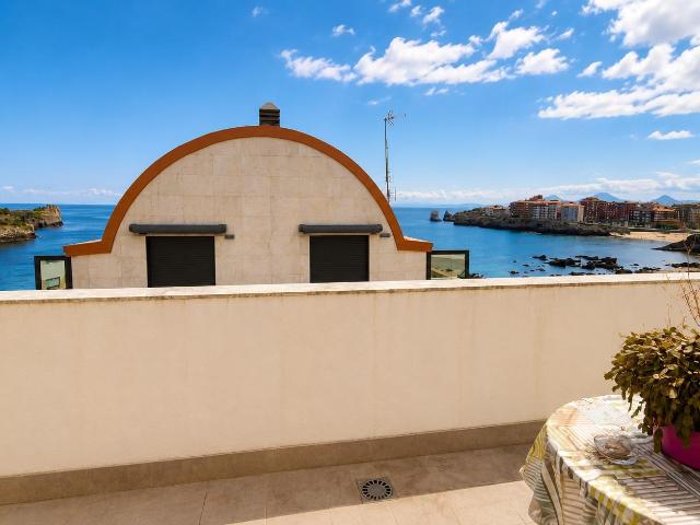 Ático en venta en Sámano, Castro-urdiales