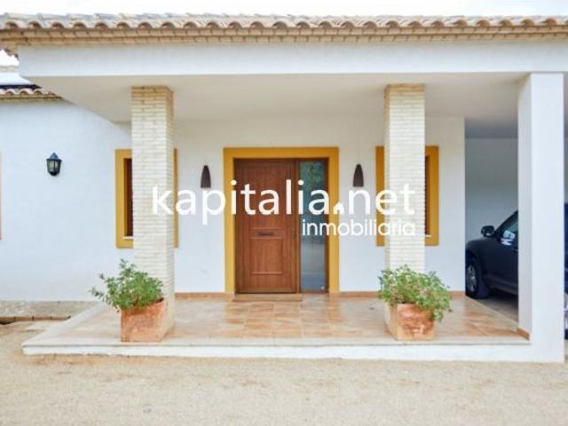 Casa en venta en la Vall d'Albaida, Valencia