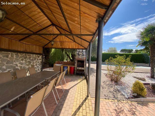 Casa en venta en Villar Del Olmo, Madrid