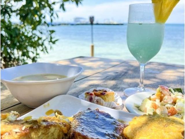 Exclusivo chalet en alquiler Santiago de Tolú, Colombia