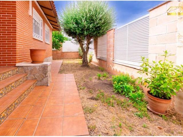 Casa en venta en El Mapa, Chiloeches