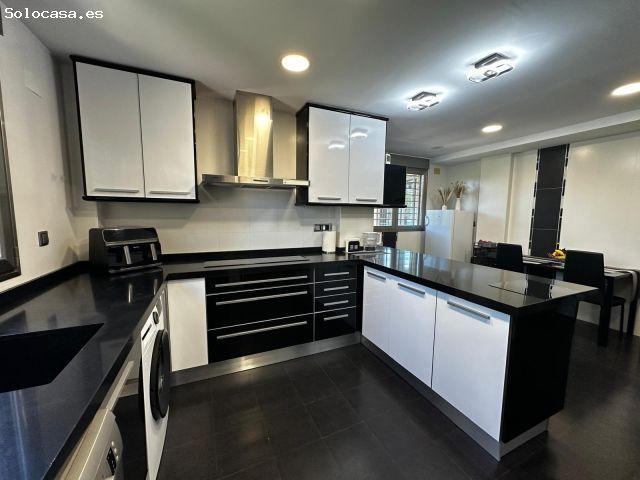 Casa en venta en Urbanització Vall de Llíria, el Camp de Túria