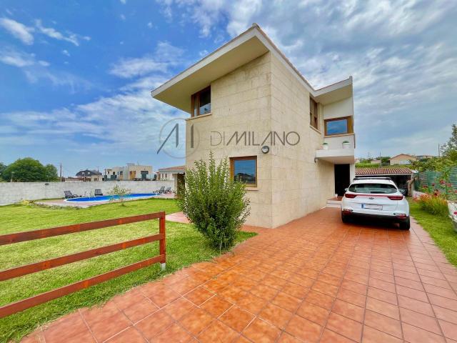 Chalet en alquiler en Currás, Vigo