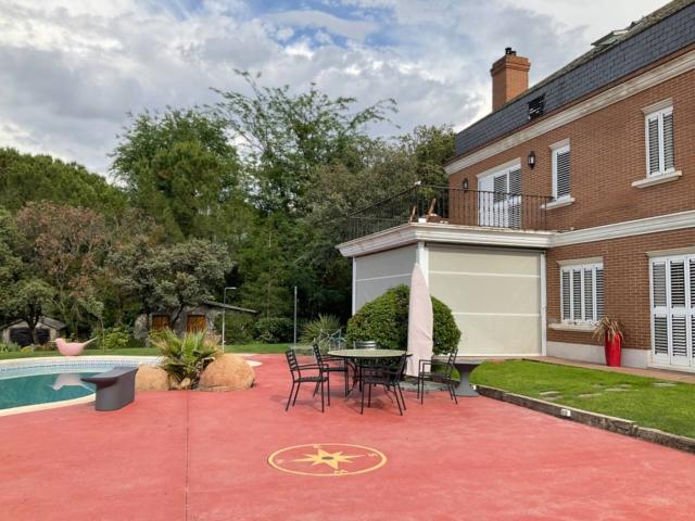 Chalet en venta en El Bosque, Villaviciosa De Odón