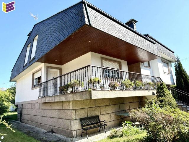Casa en venta en O Porriño, Vigo
