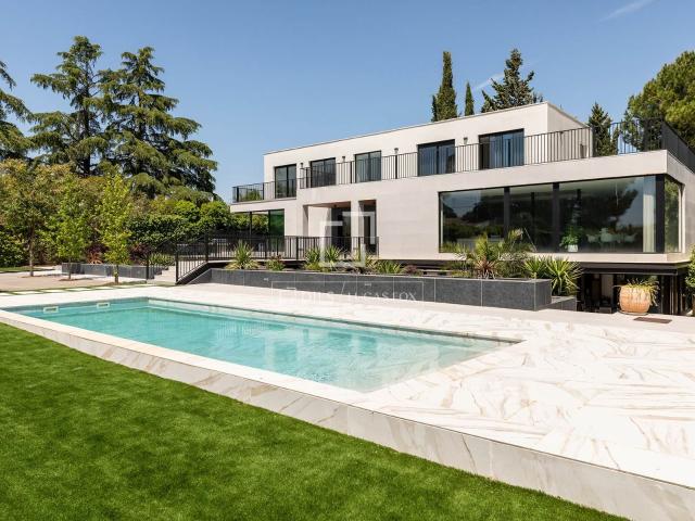 Casa en venta en Majadahonda, Madrid