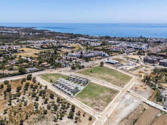 Casa en venta en Alcazaba Beach, Costa del Sol Occidental