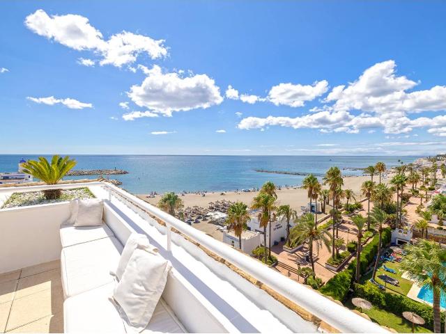 Piso en venta en Castillo de la Duquesa, Costa del Sol Occidental