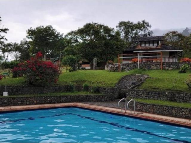Local en venta en Calima, Valle Del Cauca