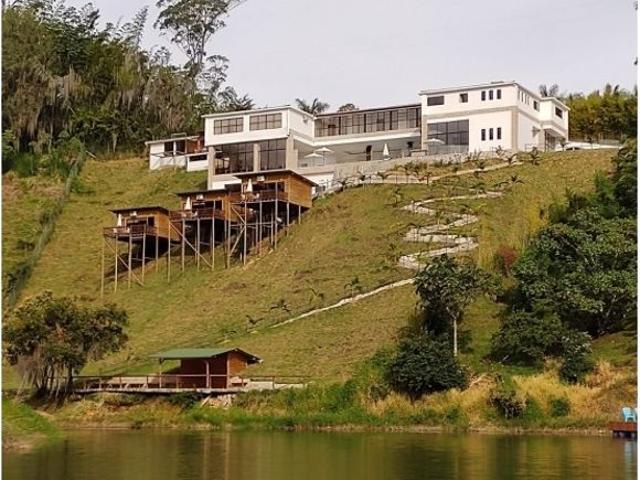 Local en venta en Antioquia, El Peñol