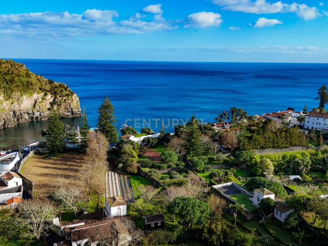 Terreno venda em Açores, Água De Pau