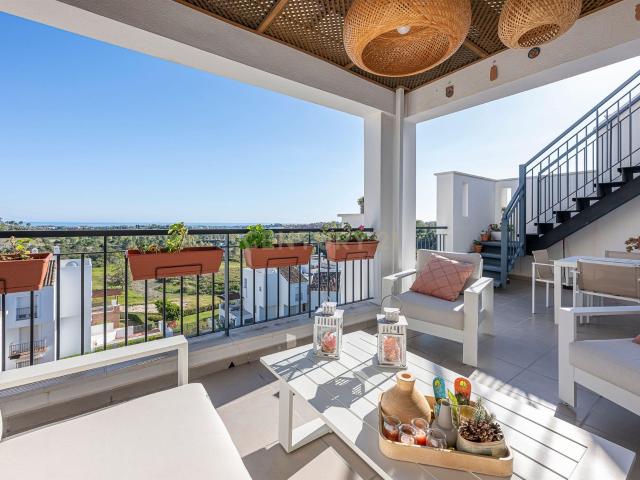 Apartamento en venta en Artola, Costa del Sol Occidental