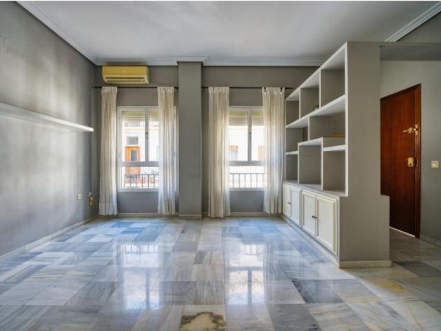 Piso en venta en Casco Antiguo, Sevilla