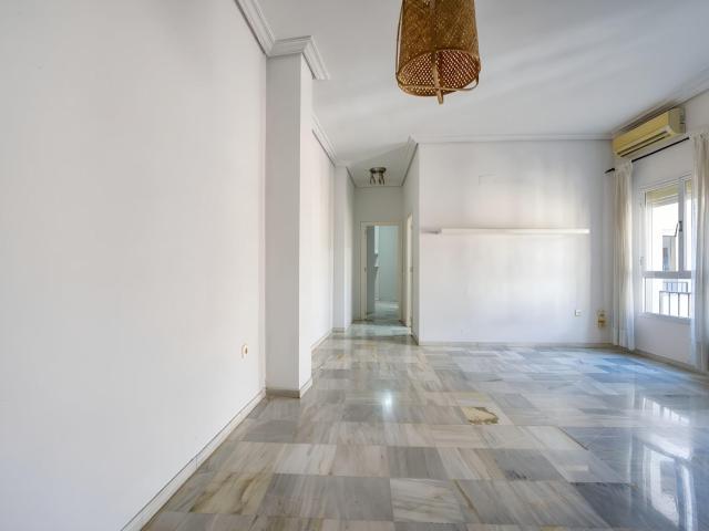Piso en venta en Casco Antiguo, Sevilla