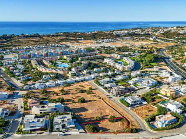Terreno venda em Albufeira e Olhos de Água, Albufeira