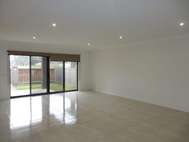 Townhouse for rent in Albury, New South Wales