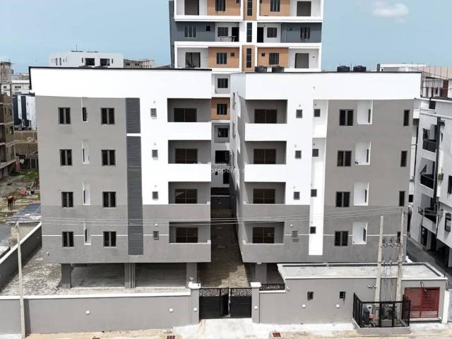 Flat for rent in Eti Osa, Lagos