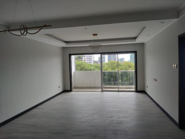 Apartment for rent in Westlands, Riverside