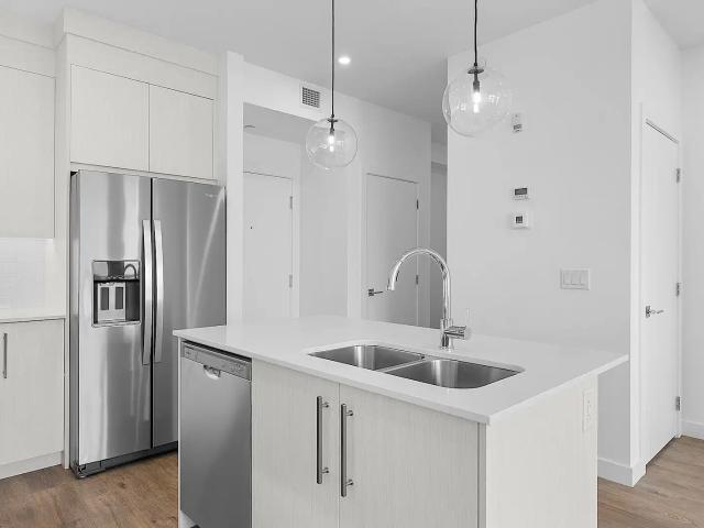 Condo for rent in Chestermere, Alberta