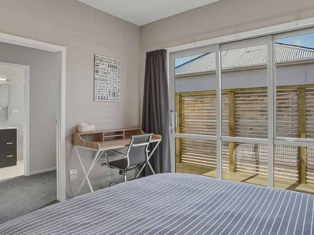 Townhouse for rent in Otakou