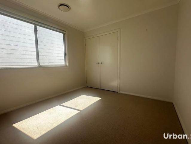 Townhouse for rent in Sydney, New South Wales