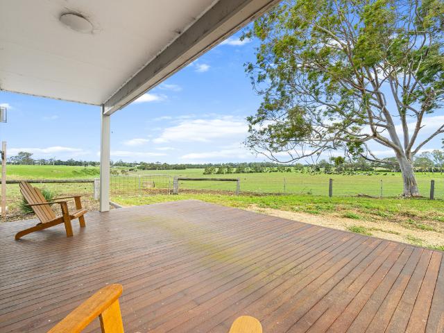 Cottage for sale in Heyfield, Victoria