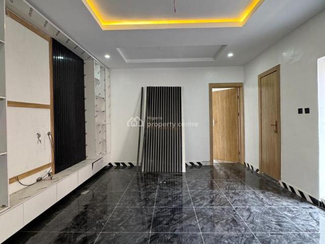 Flat for sale in Eti Osa, Lagos