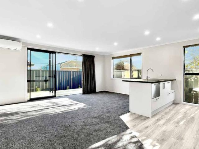 Townhouse for rent in Otakou