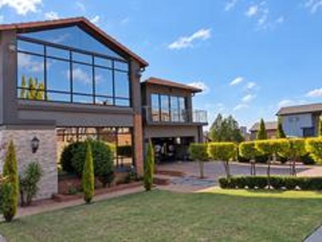 House for sale in Middelburg, Inxuba Yethemba Local Municipality