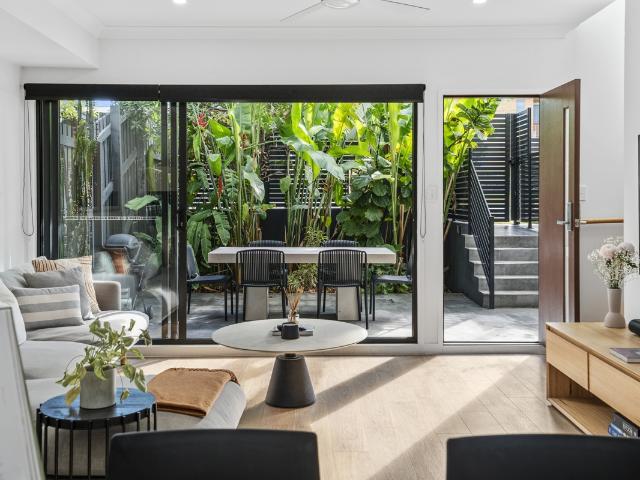 Townhouse for sale in Toombul, Queensland